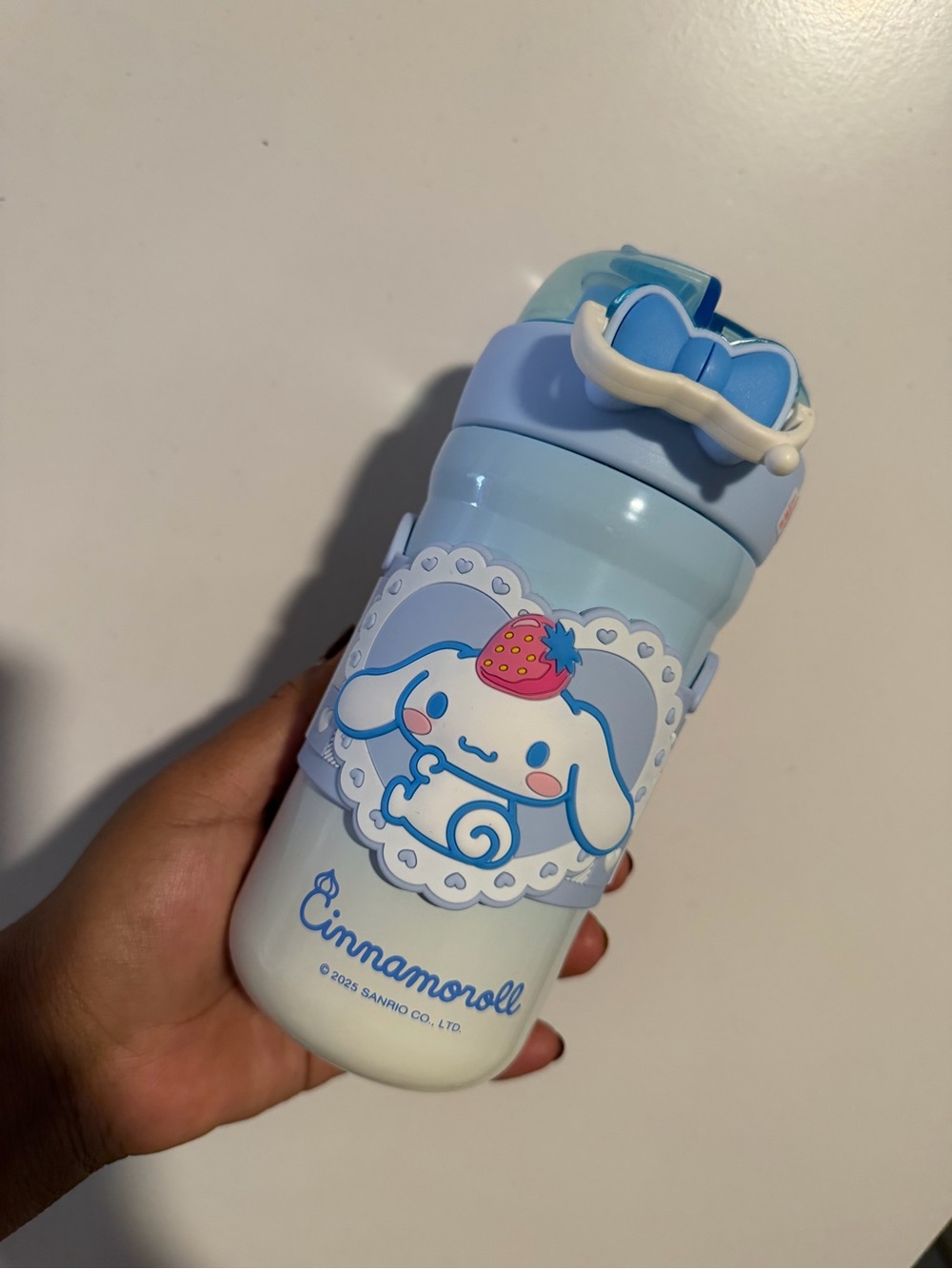 Cinnamoroll Light Blue and White Flip-Top Bottle